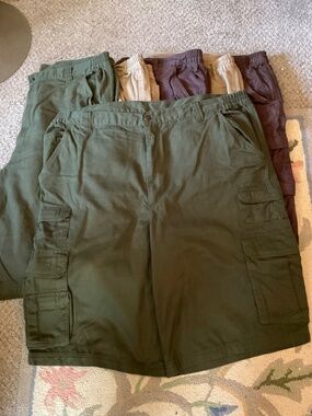 6 pair Boulder Creek Cargo Shorts 44Tall